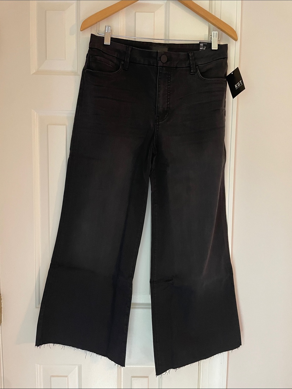 Kut from the Kloth Meg Black Wide-Leg Raw Hem Jeans